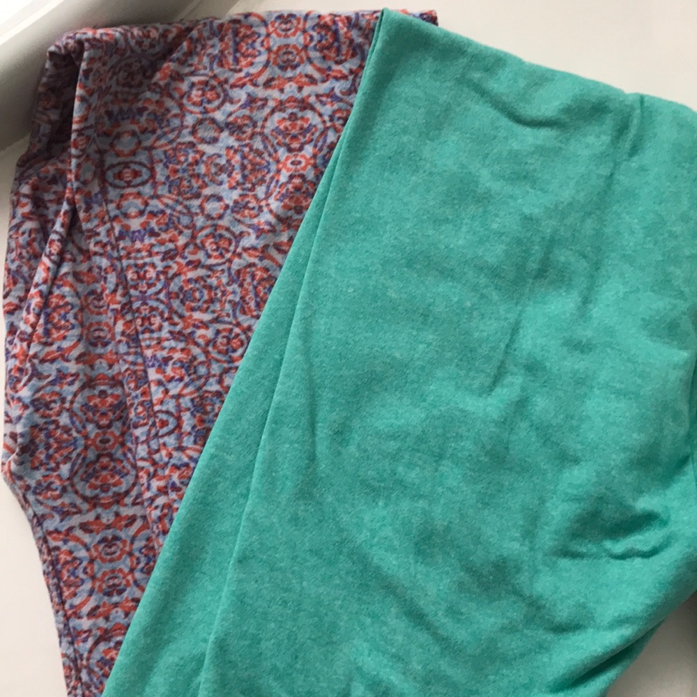2 pairs of tween size LulaRoe leggings.